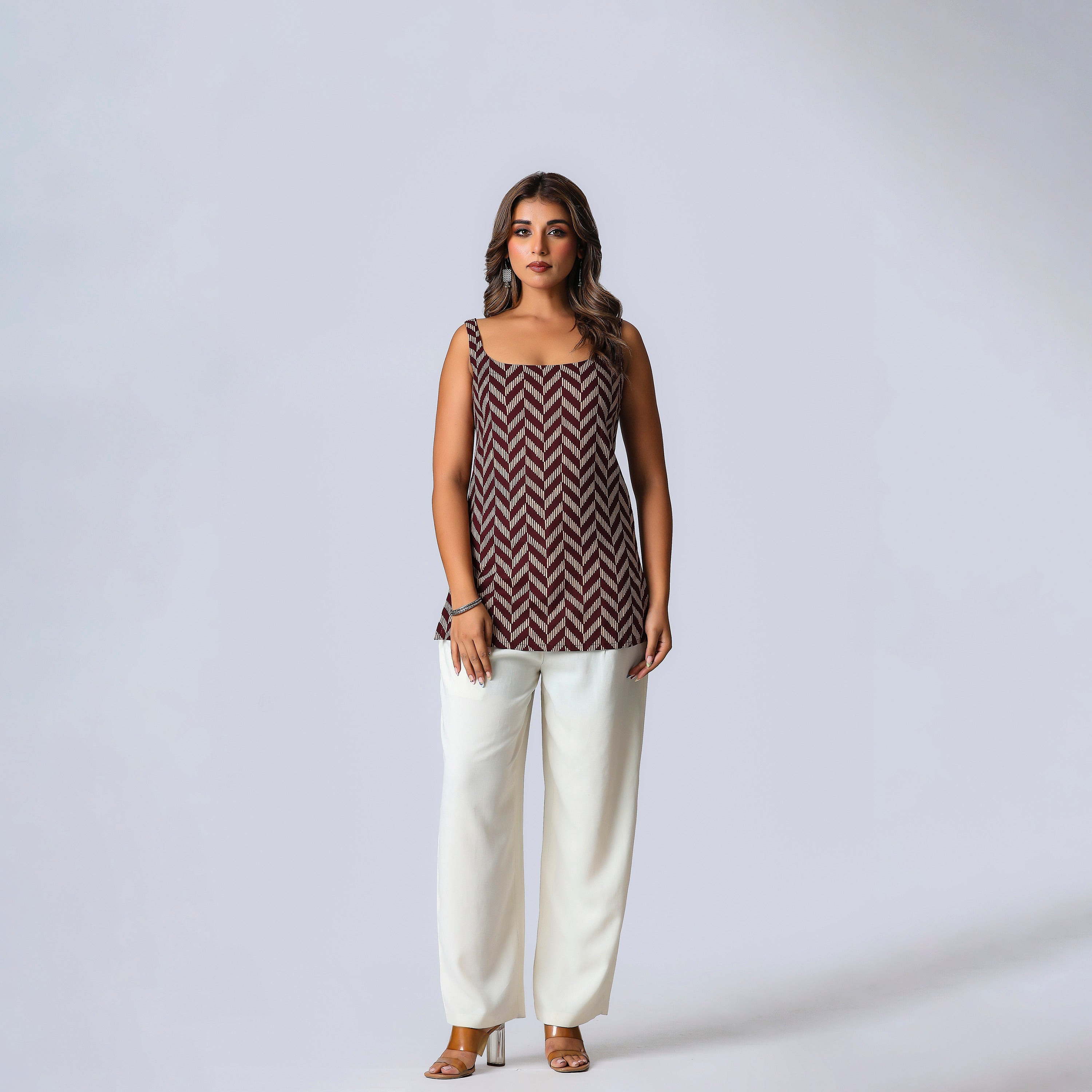REET -  BACKLESS KURTI