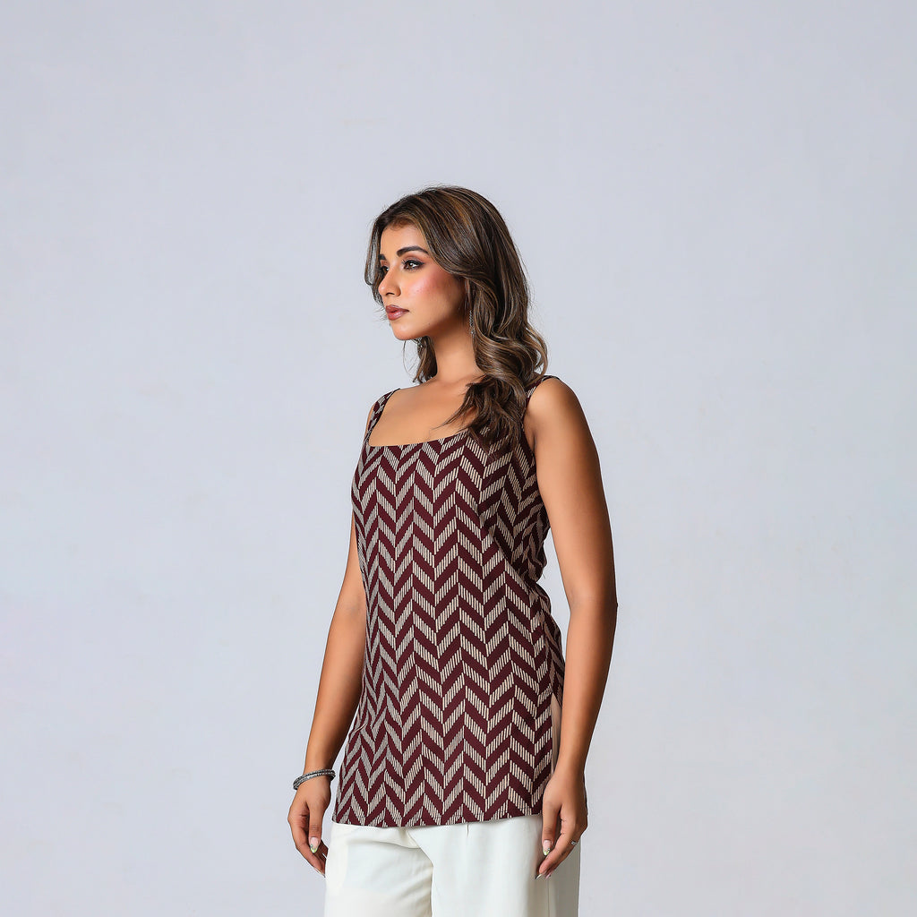 REET -  BACKLESS KURTI