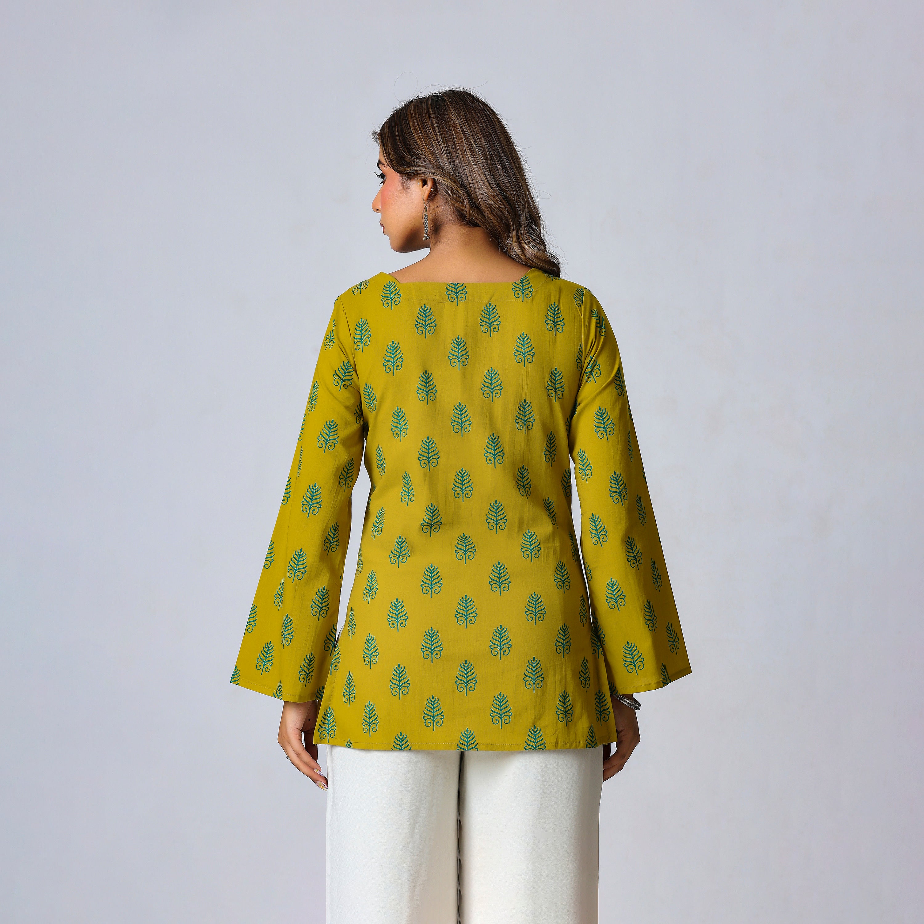 TANYA - SQUARE NECK KURTI