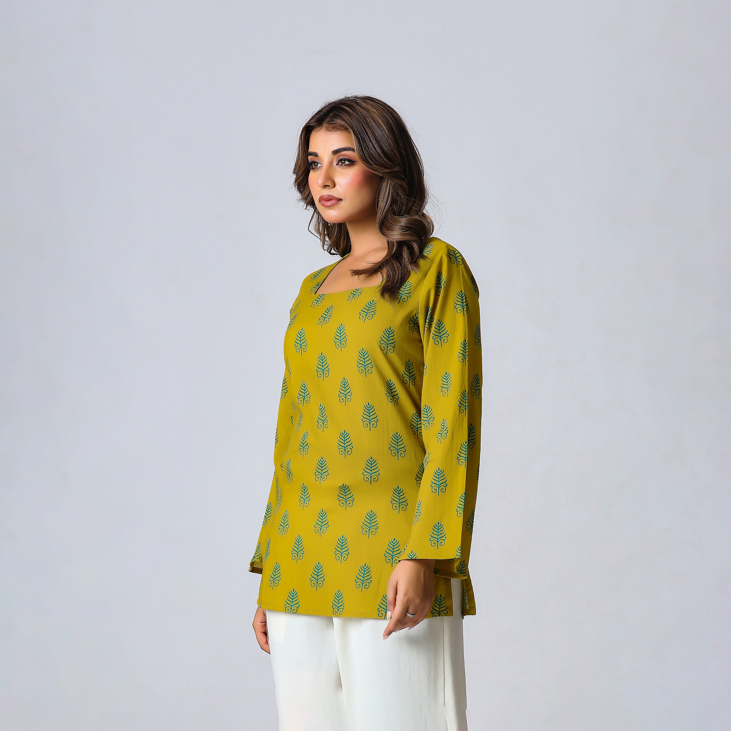 TANYA - SQUARE NECK KURTI