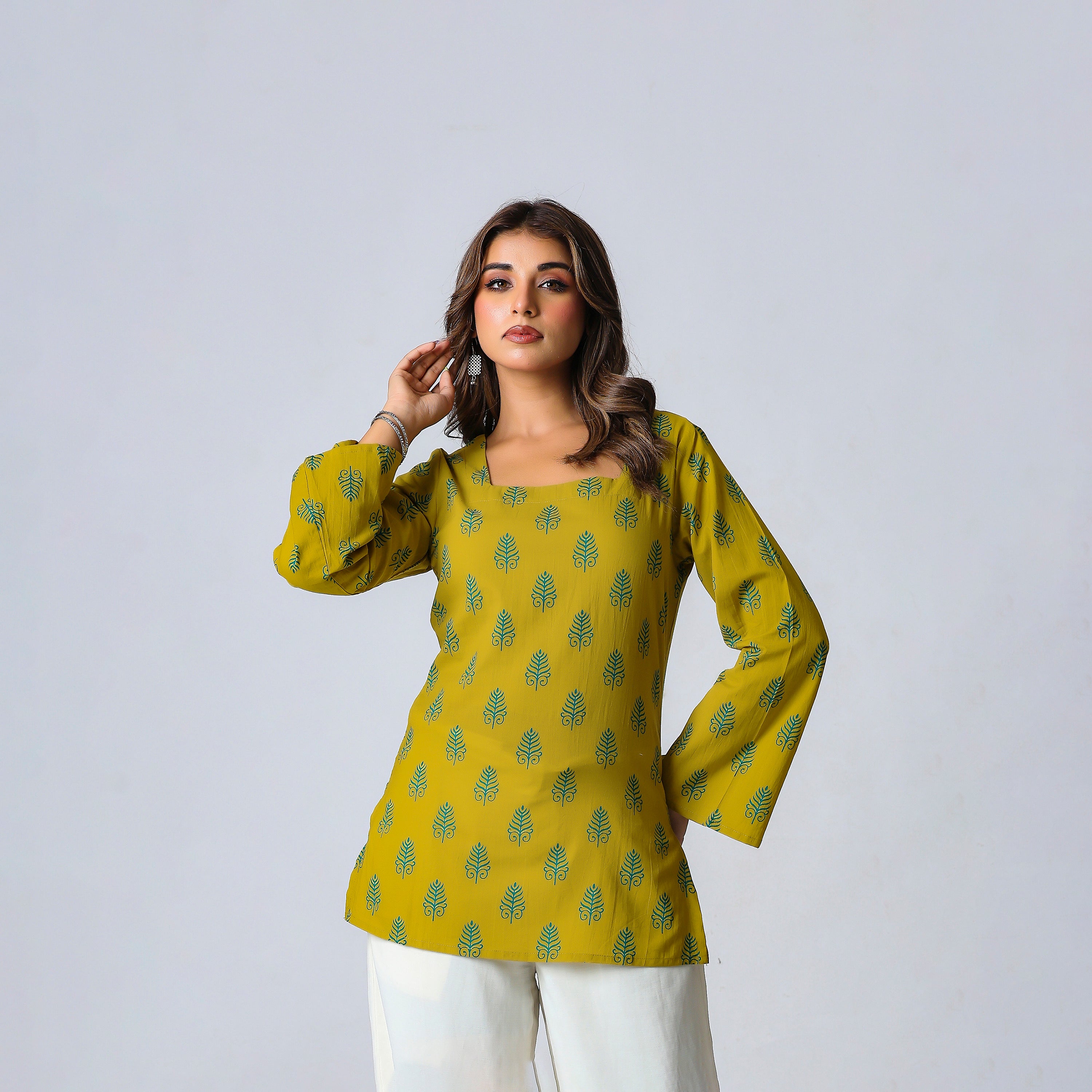 TANYA - SQUARE NECK KURTI