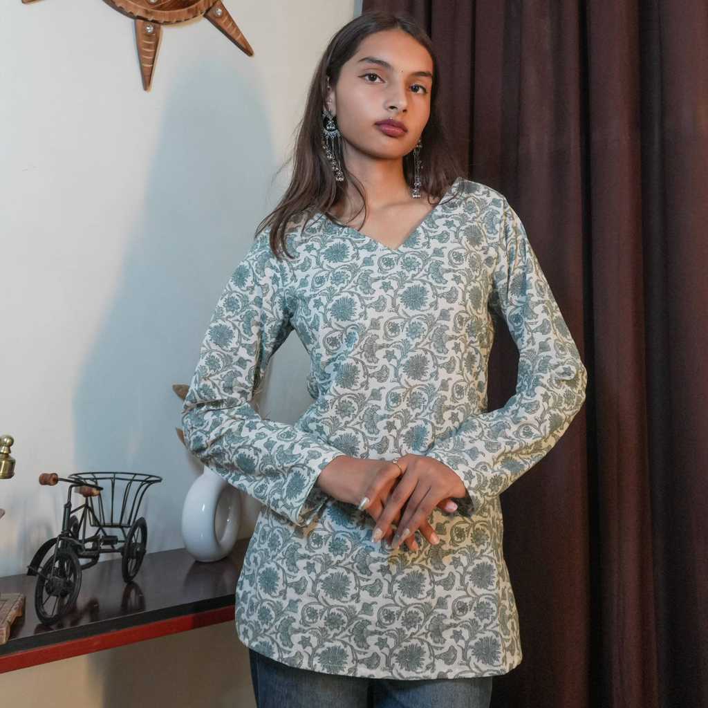 ZARA - THE V SHAPED NECKLINE KURTI